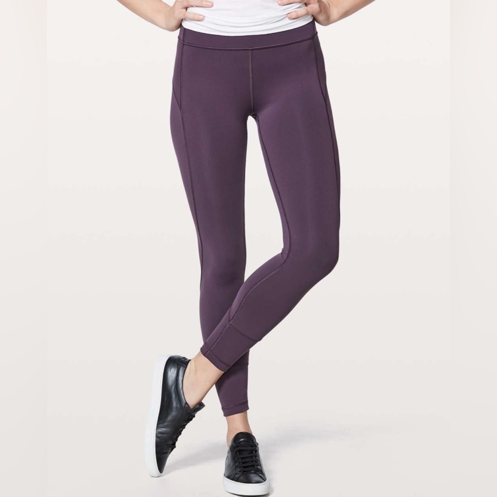 Lululemon In Movement 7/8 Tight 25" in Black Currant Size 6